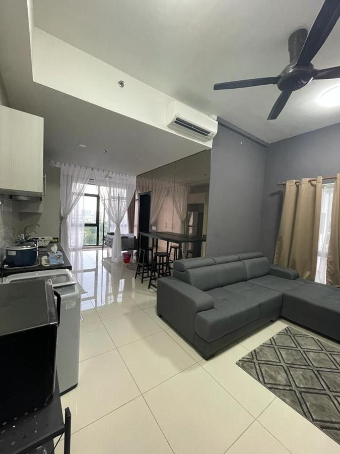 Kyra Homestay Centrus Soho Cyberjaya *Wifi And Pool* Exteriér fotografie