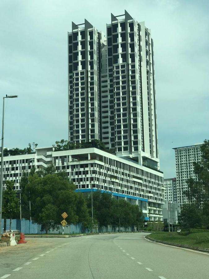 Kyra Homestay Centrus Soho Cyberjaya *Wifi And Pool* Exteriér fotografie